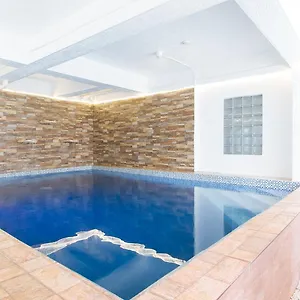 https://reddoorz-near-tambo-quirino-avenue.angeleshotels.net