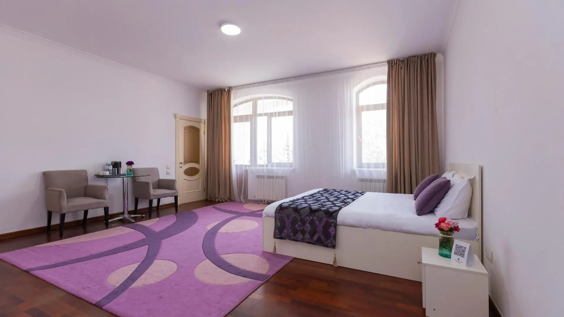 Five Villas Hotel Almaty 4*,  Kazakhstan