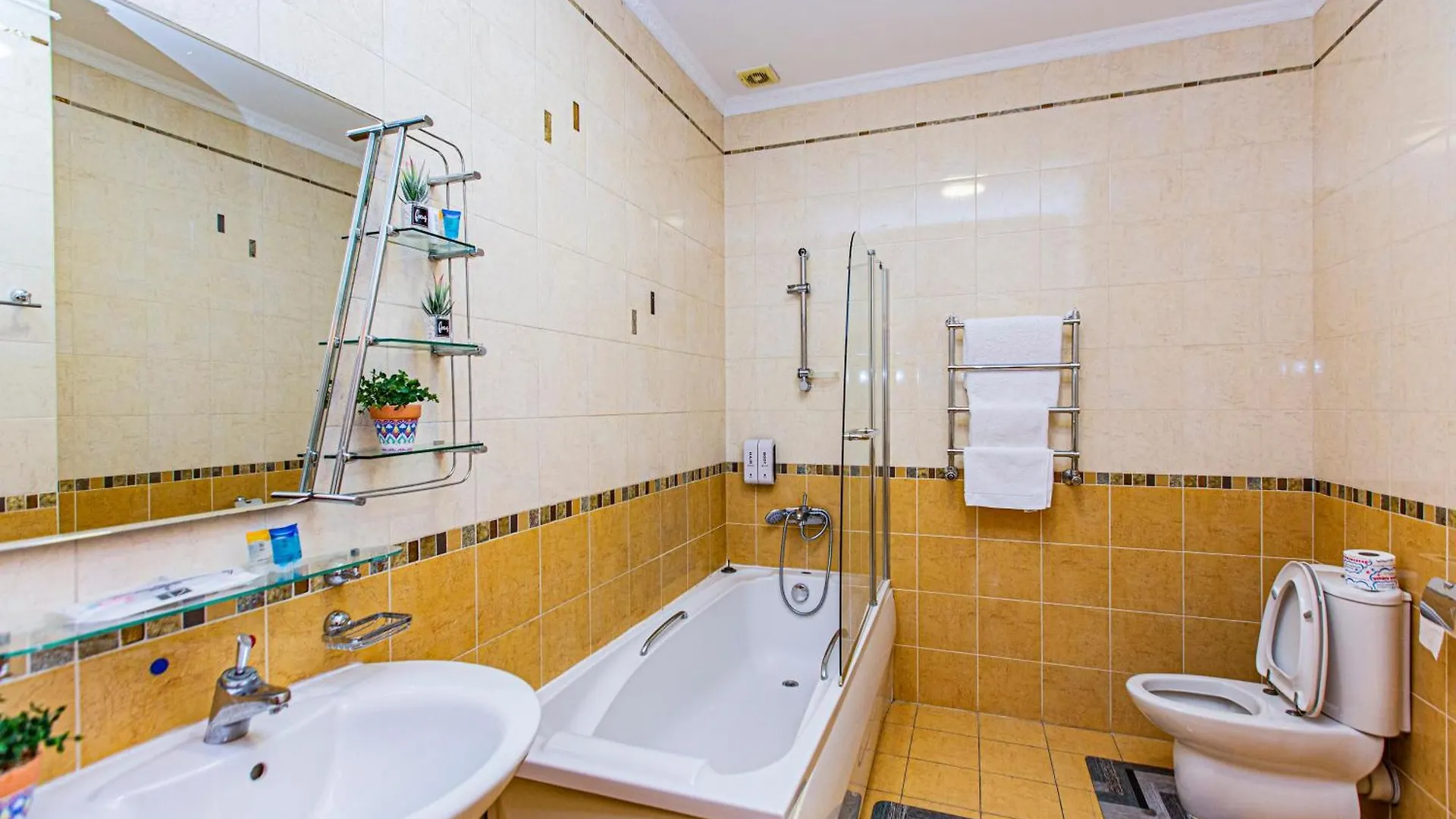 Five Villas Hotel Almaty 4*,  Kazakhstan